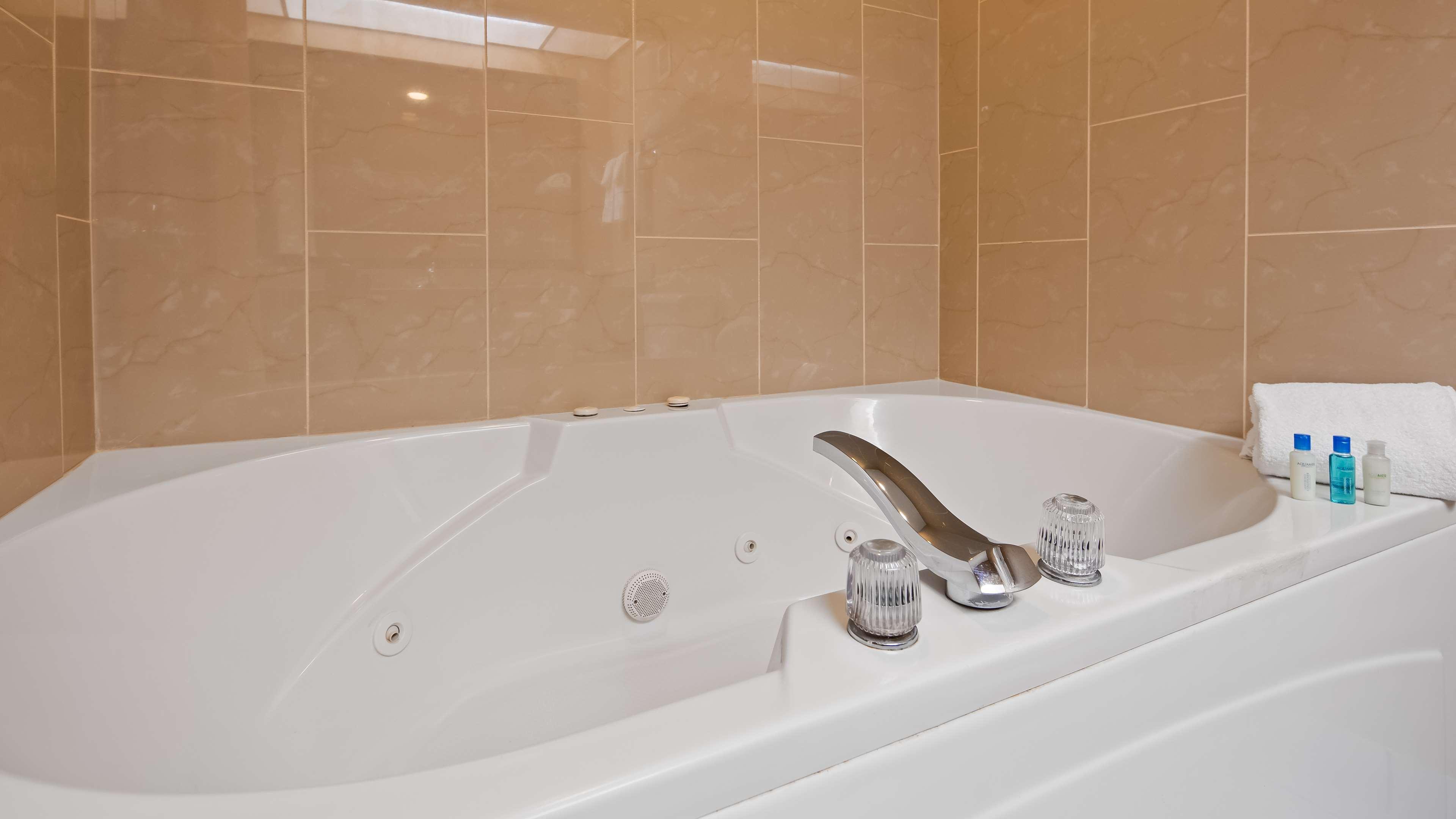 Best Western Plaza Hotel Saugatuck Ngoại thất bức ảnh