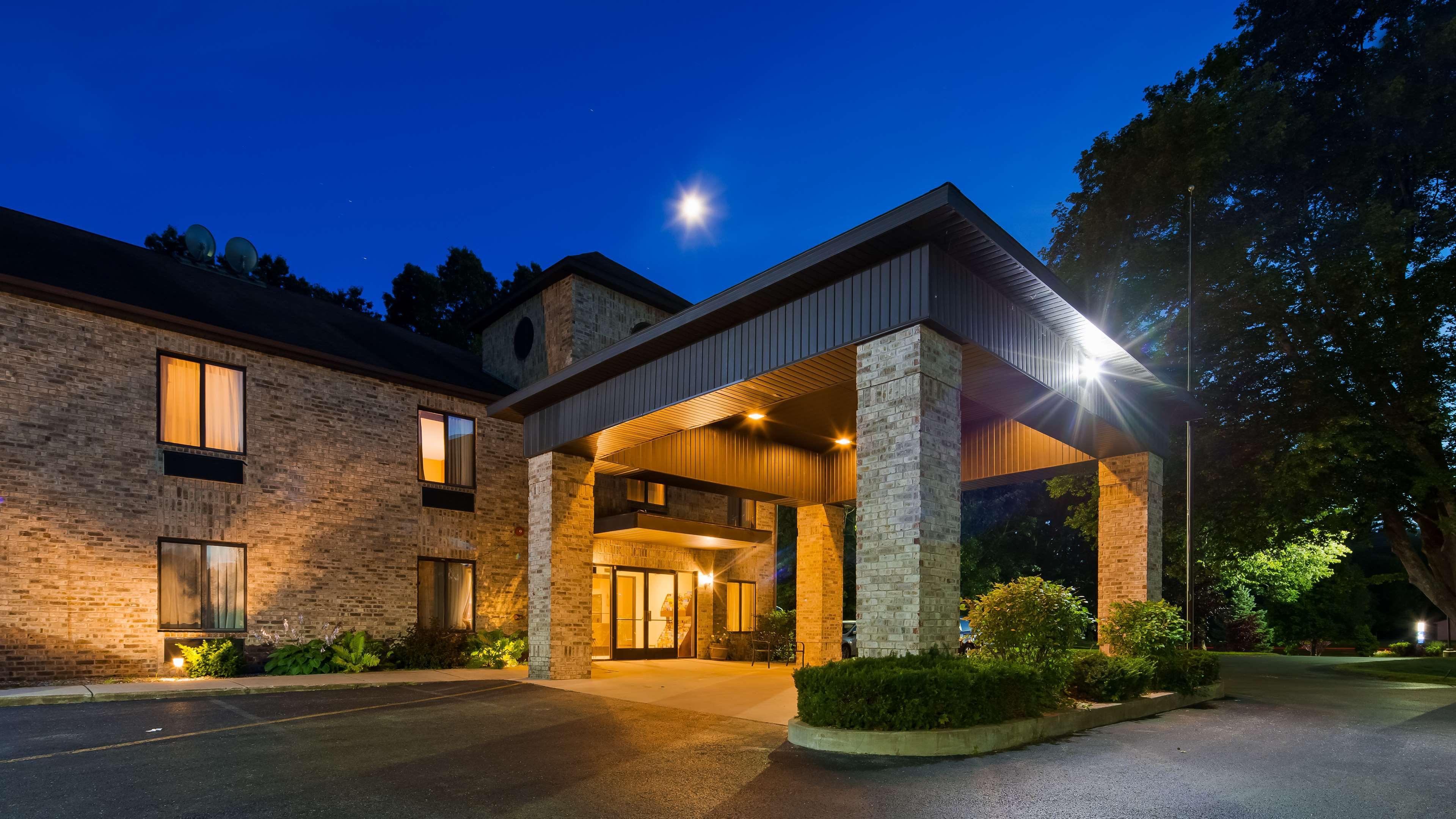 Best Western Plaza Hotel Saugatuck Ngoại thất bức ảnh
