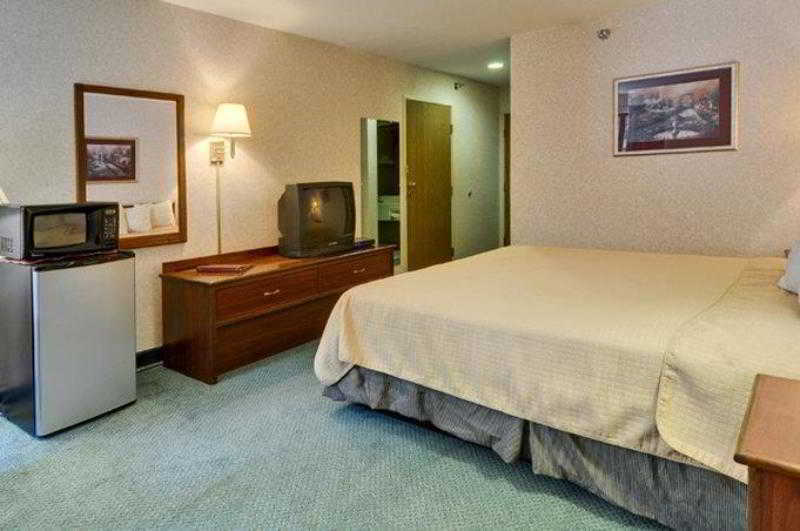 Best Western Plaza Hotel Saugatuck Ngoại thất bức ảnh