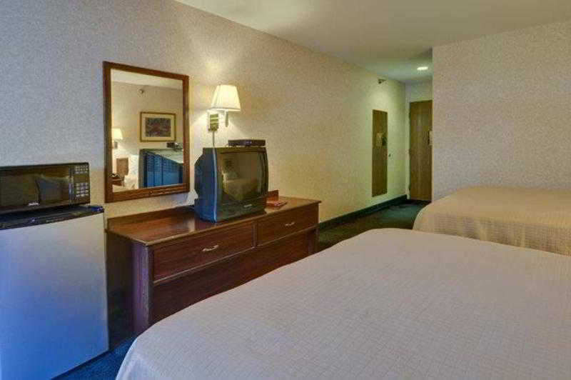 Best Western Plaza Hotel Saugatuck Phòng bức ảnh